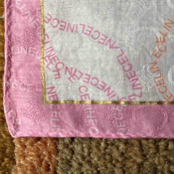 Woman’s scarf by Celine - Picture 5 of 9